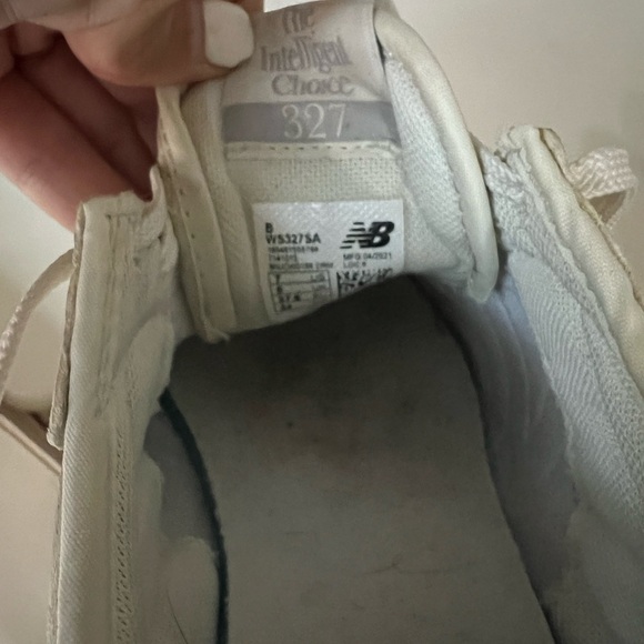 New Balance 327 Cream and Tan Sneakers - Picture 6 of 7